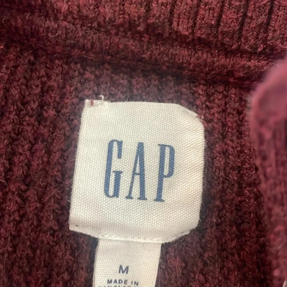 Gap size Medium maroon sweater - Picture 3 of 5
